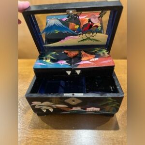 Hand-Painted Japanese Jewelry Music Box with Scenic Design